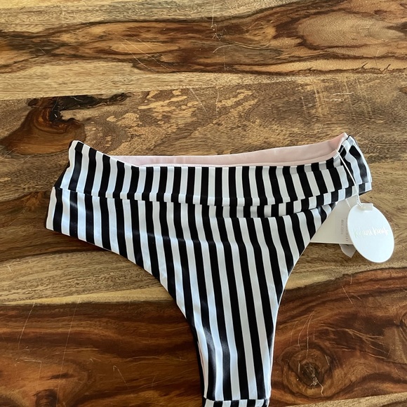 Kulani Kinis High Waist Bikini Bottom - Picture 3 of 3